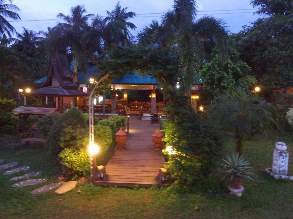Garden of Joy Hotel Koh Chang Buitenkant foto